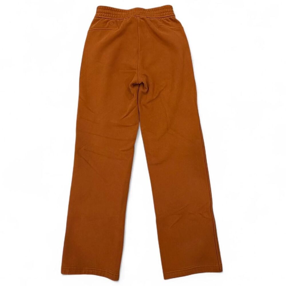 Lululemon Loungeful Straight Leg Sweatpants in Butternut Brown - Size 4 - Picture 4 of 8